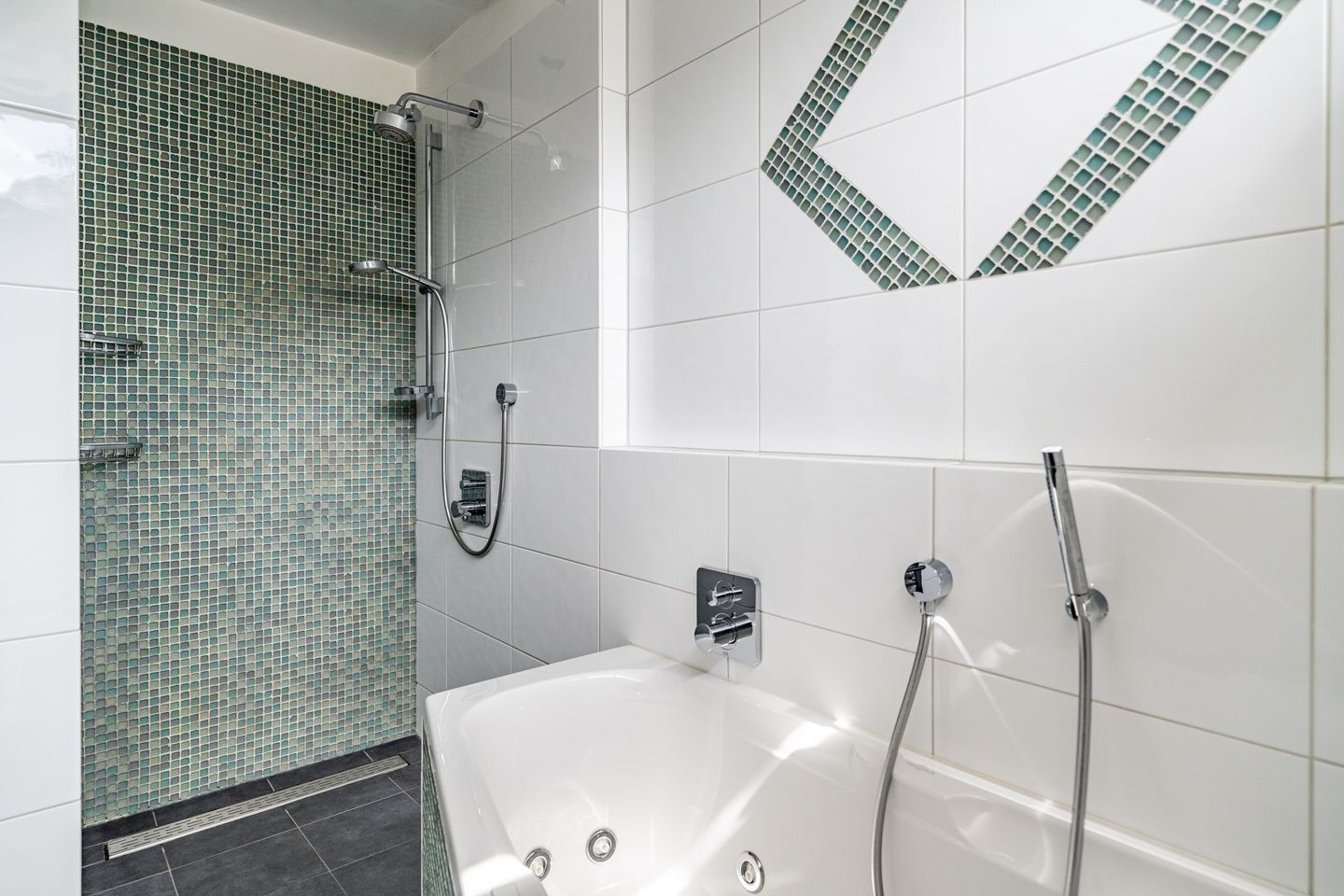 Foto 80 van Nassaulaan 142