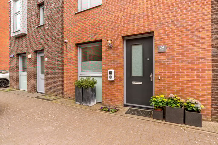 Foto 7 van Nevenspoor 24