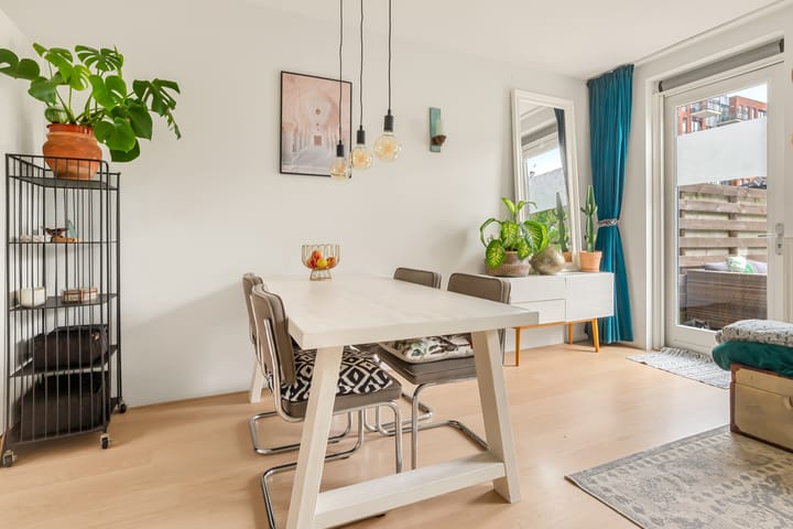 Foto 18 van Nevenspoor 24