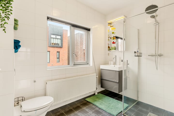 Foto 28 van Nevenspoor 24