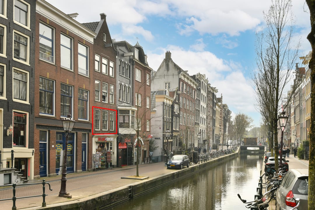 Foto 1 van Oudezijds Achterburgwal 127-1