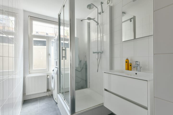 Foto 9 van Oudezijds Achterburgwal 127-1