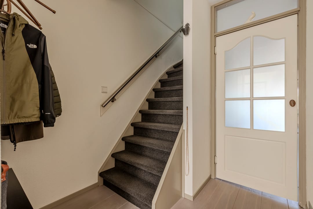 Photo 16 of Houweelstraat 14