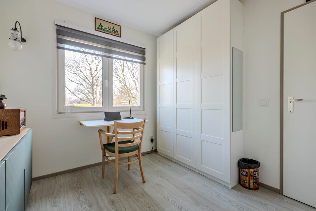 Photo 23 of Houweelstraat 14