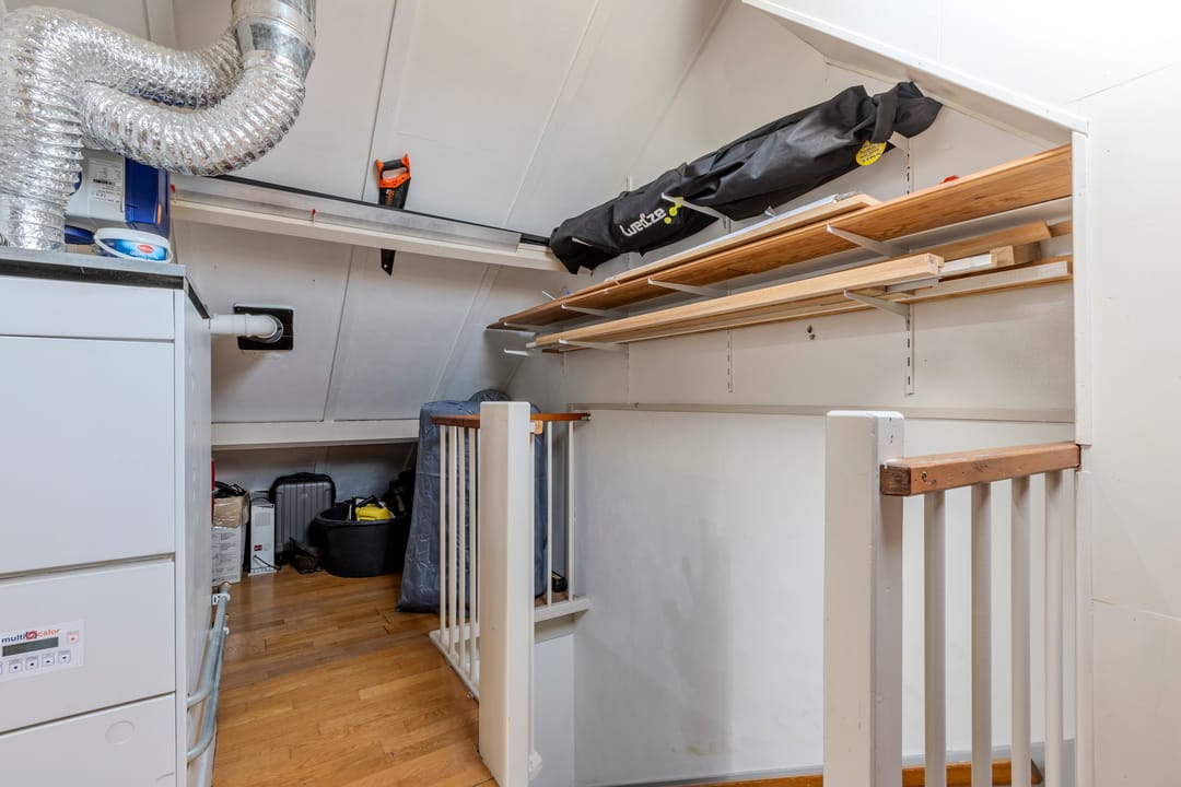 Photo 28 of Houweelstraat 14