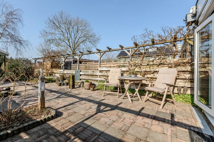 Foto 32 van Houweelstraat 14