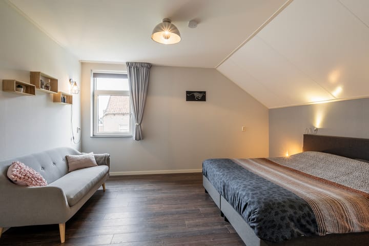 Photo 35 of Stoofdijk 10