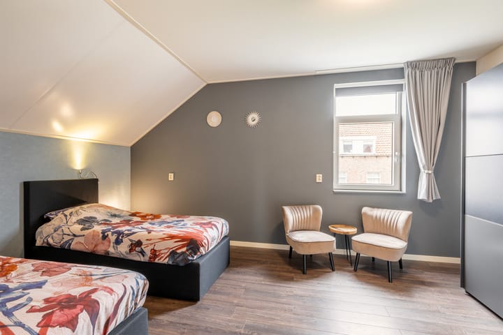 Photo 41 of Stoofdijk 10