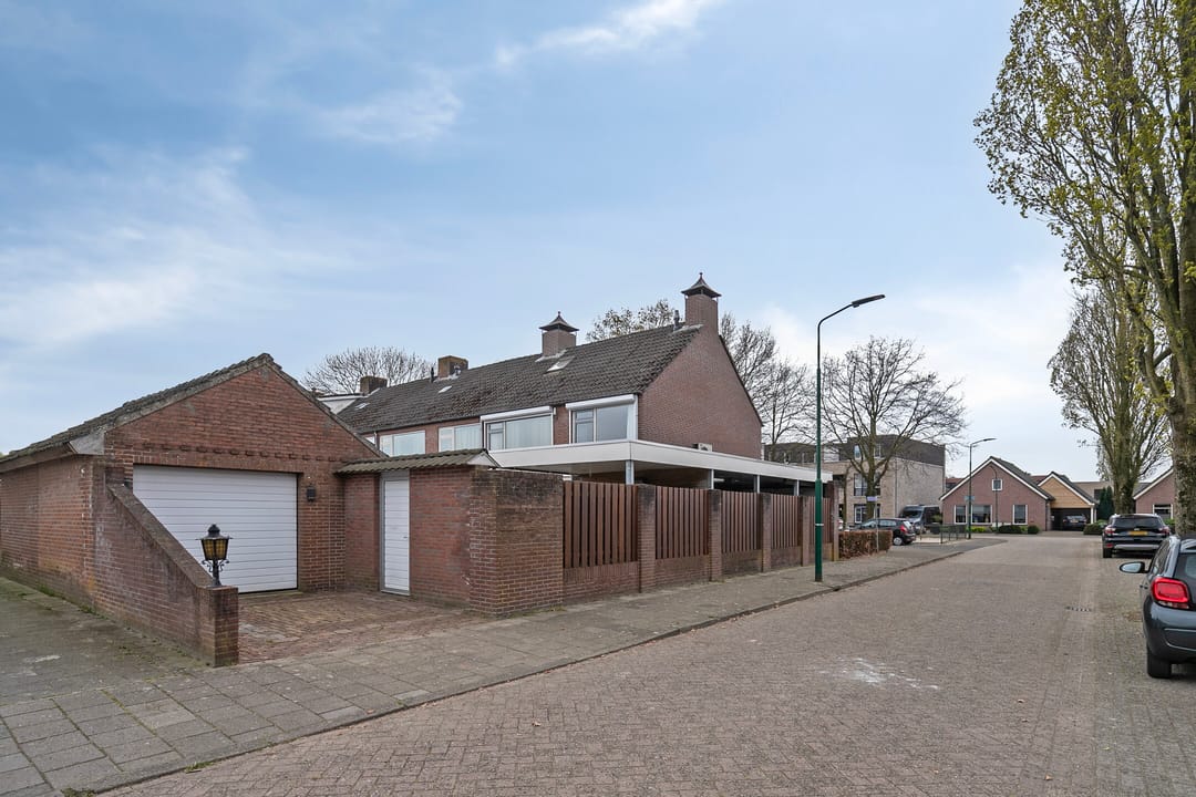 Foto 32 van Graaf Wernerstraat 27