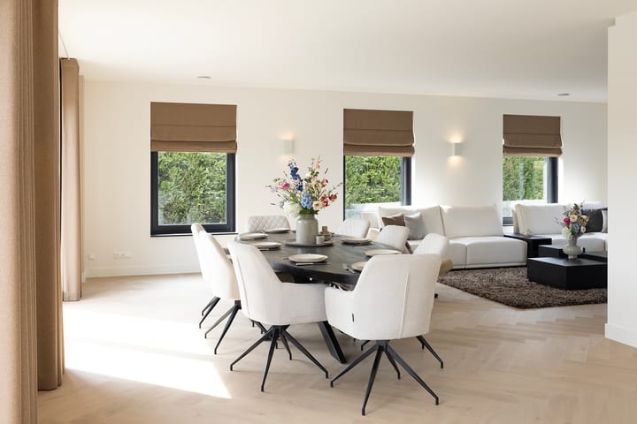 Foto 7 van Larense Laan 16