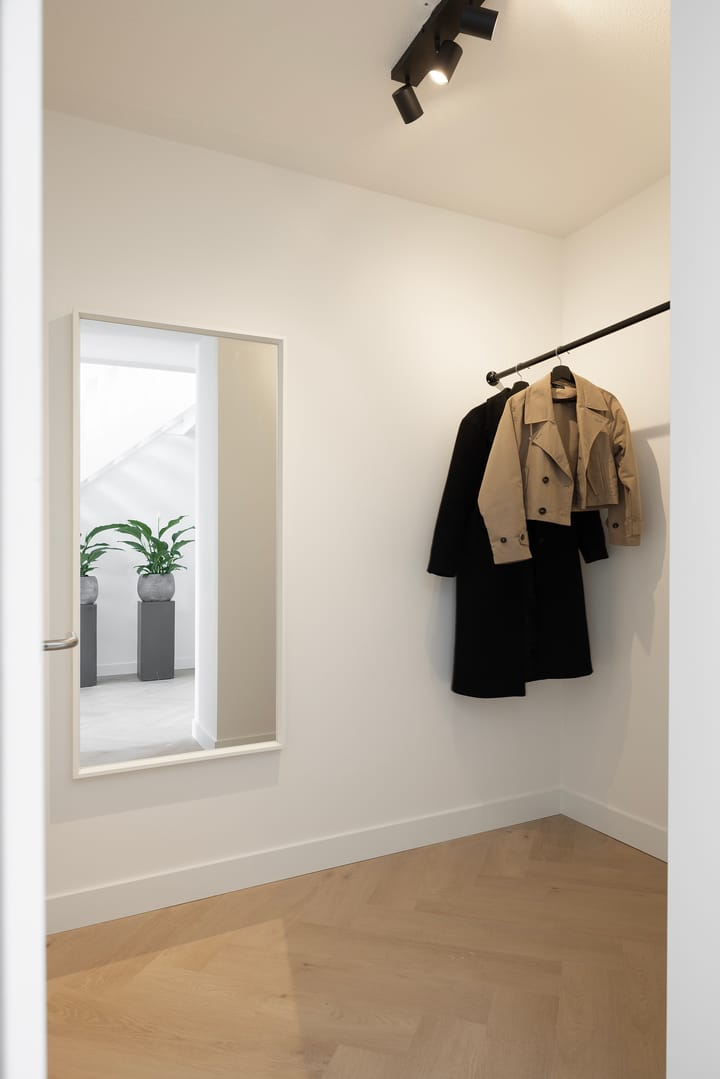 Foto 15 van Larense Laan 16