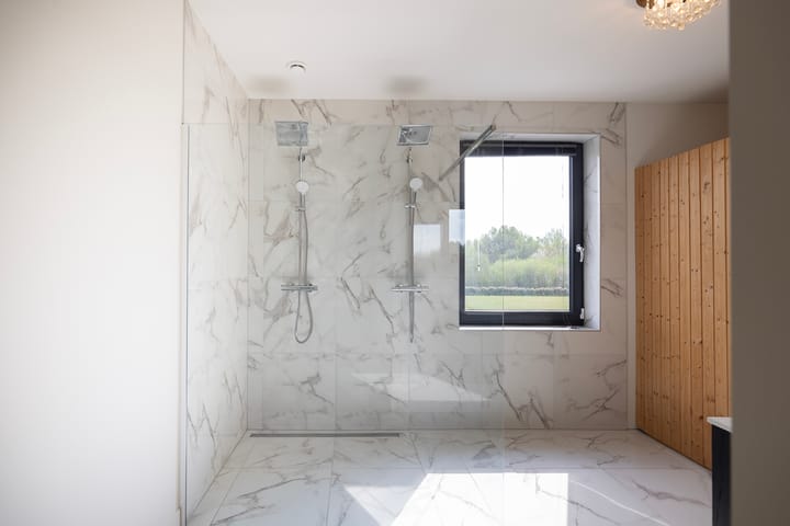 Foto 21 van Larense Laan 16