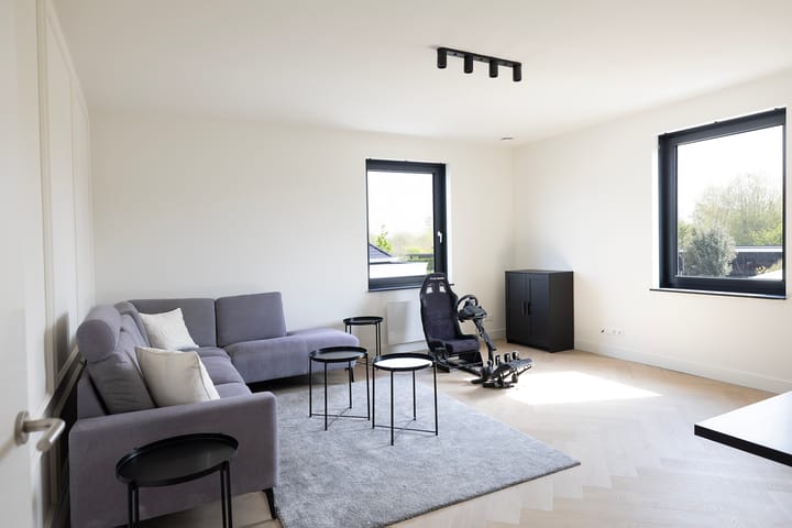 Foto 27 van Larense Laan 16