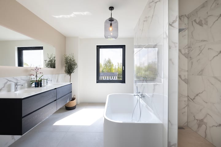 Foto 28 van Larense Laan 16