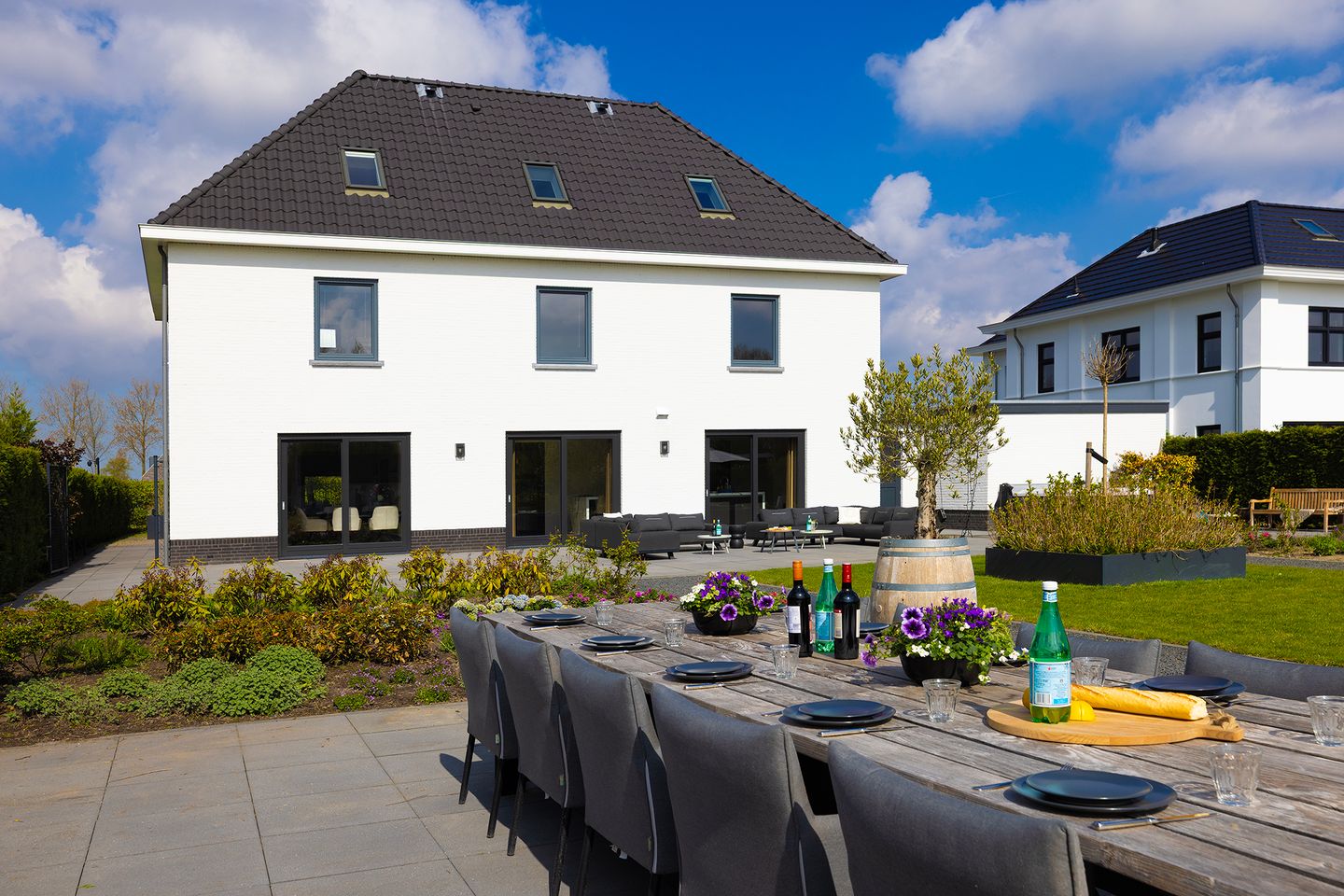 Foto 49 van Larense Laan 16