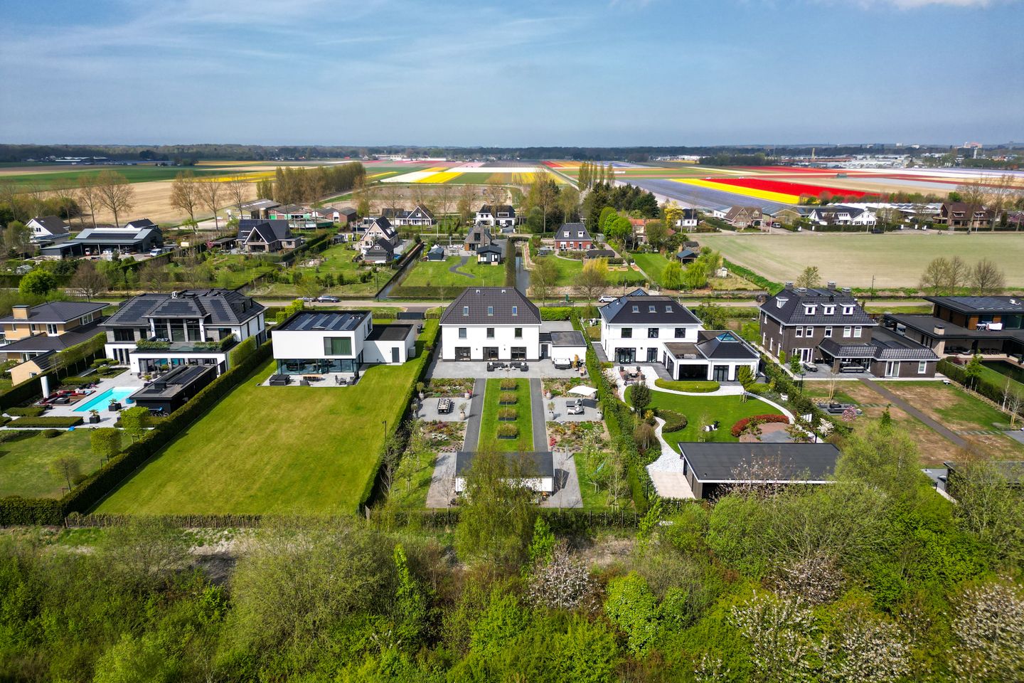 Foto 55 van Larense Laan 16