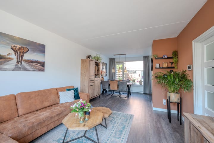 Foto 4 van Distelstraat 1