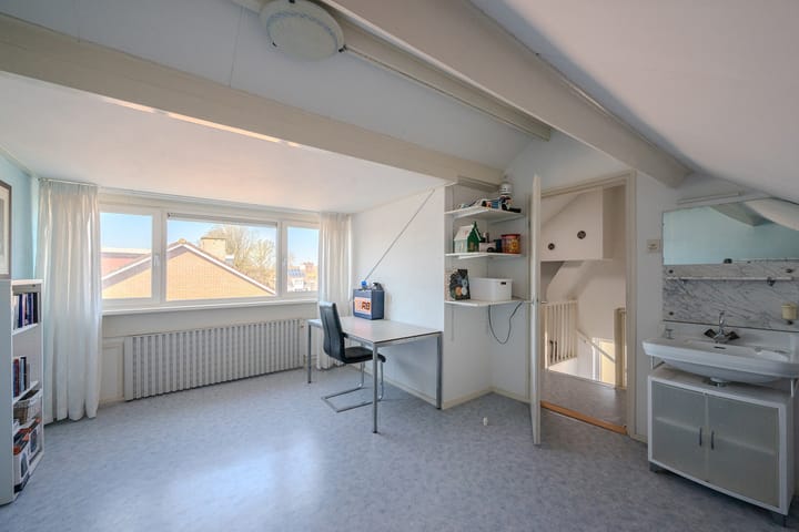 Foto 29 van Distelstraat 1