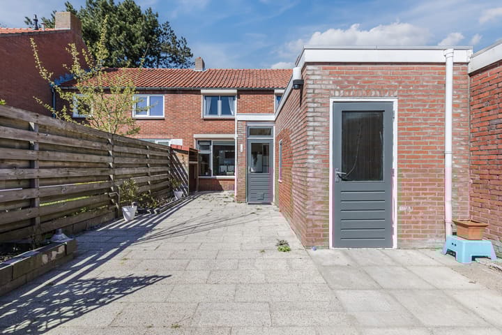 Photo 3 of Aagje Dekenstraat 5