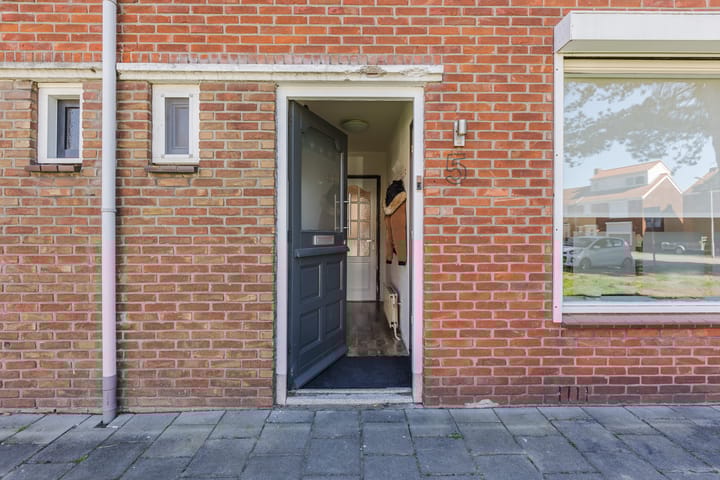 Photo 4 of Aagje Dekenstraat 5