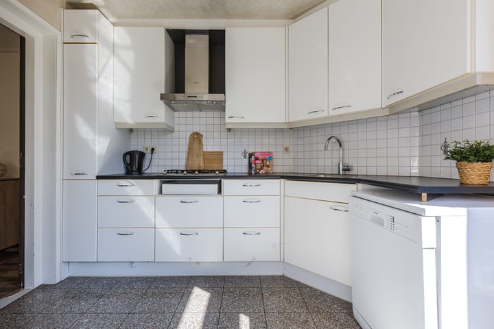 Foto 10 van Aagje Dekenstraat 5