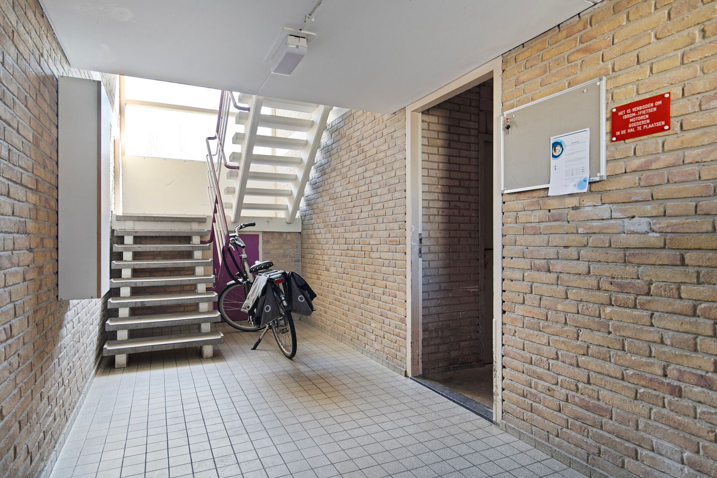 Foto 10 van Bachstraat 406