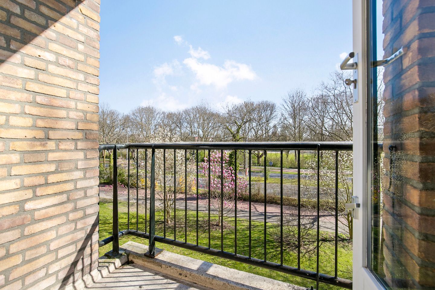 Foto 20 van Bachstraat 406