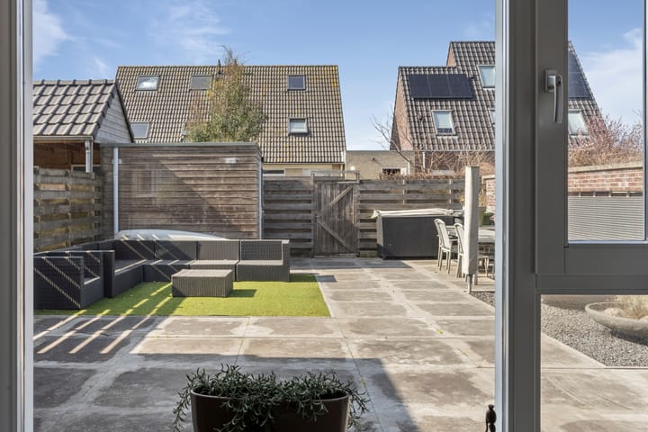 Foto 18 van Fluytstraat 1