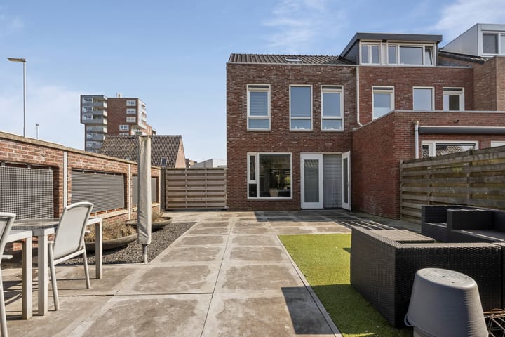 Foto 22 van Fluytstraat 1