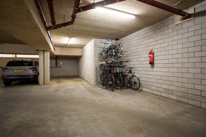 Foto 30 van Ter Haarstraat 23-E