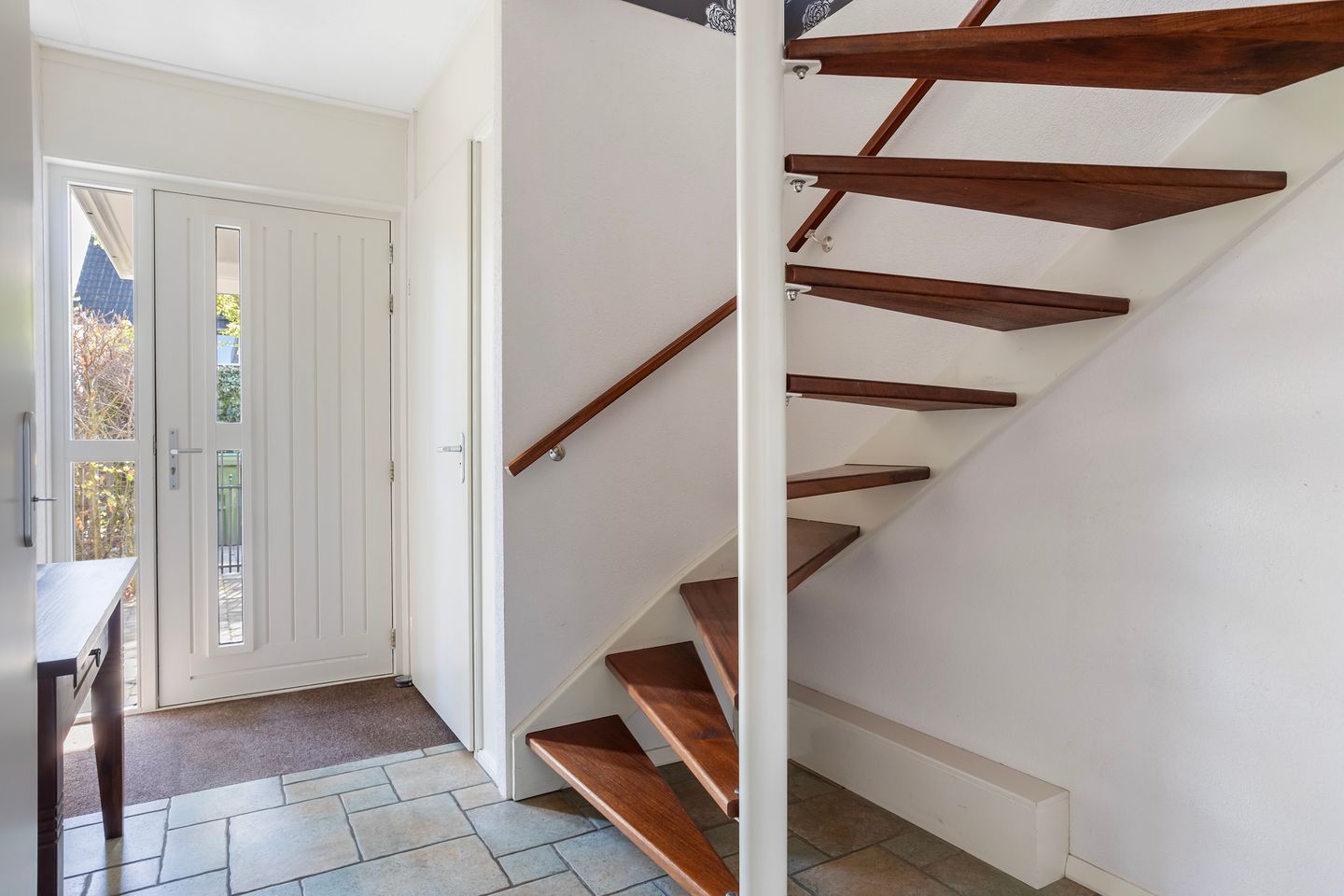 Foto 5 van Jupiter 8