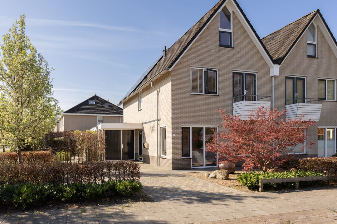 Foto 47 van Jupiter 8