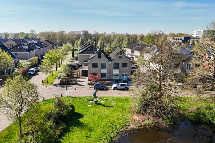 Foto 45 van Jupiter 8