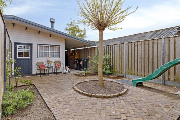 Foto 38 van Margrietstraat 24