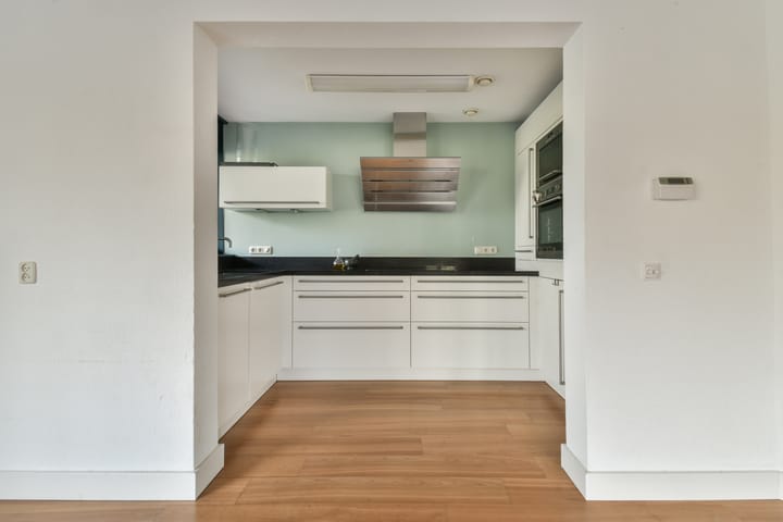 Foto 9 van Hertzstraat 28