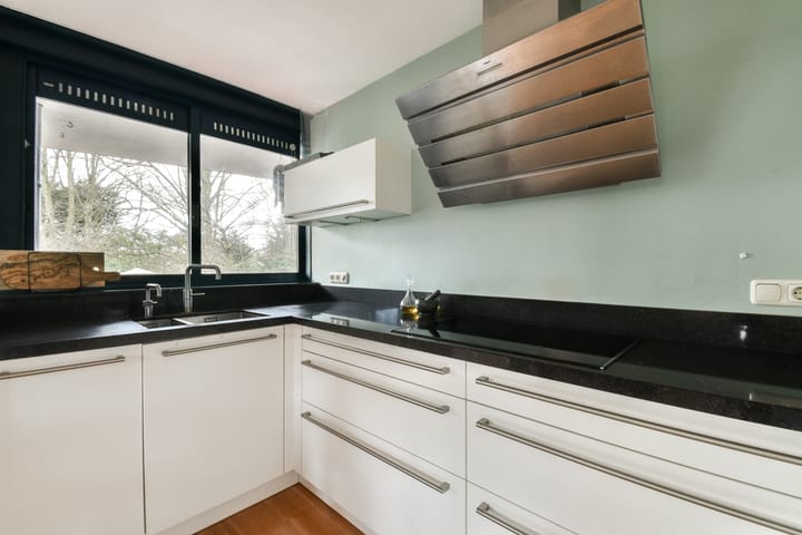 Foto 10 van Hertzstraat 28