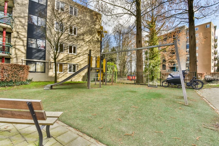 Foto 19 van Hertzstraat 28