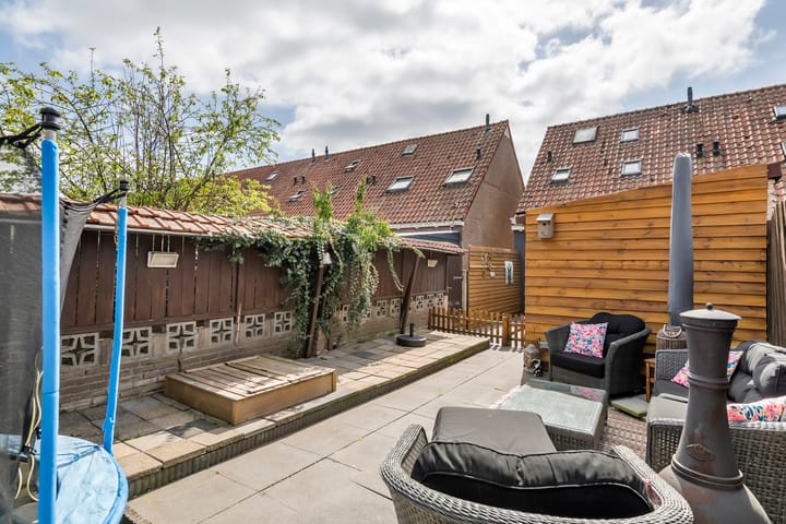 Foto 28 van Mr. F.J.W.G. Spieringstraat 26