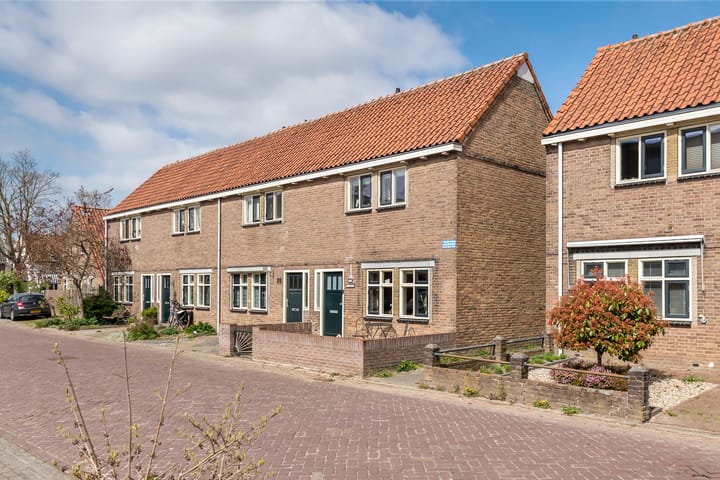 Foto 31 van Mr. F.J.W.G. Spieringstraat 26