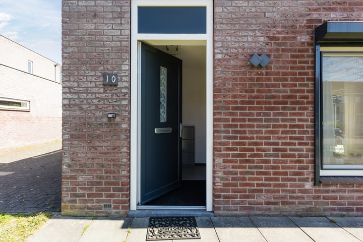 Foto 5 van Azaleastraat 10