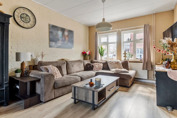 Foto 2 van Mr. F.J.W.G. Spieringstraat 26