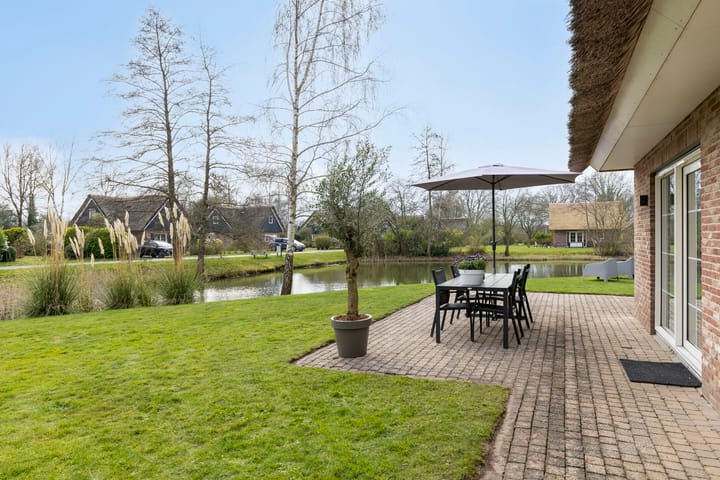 Photo 4 of Binnenweg 12-38