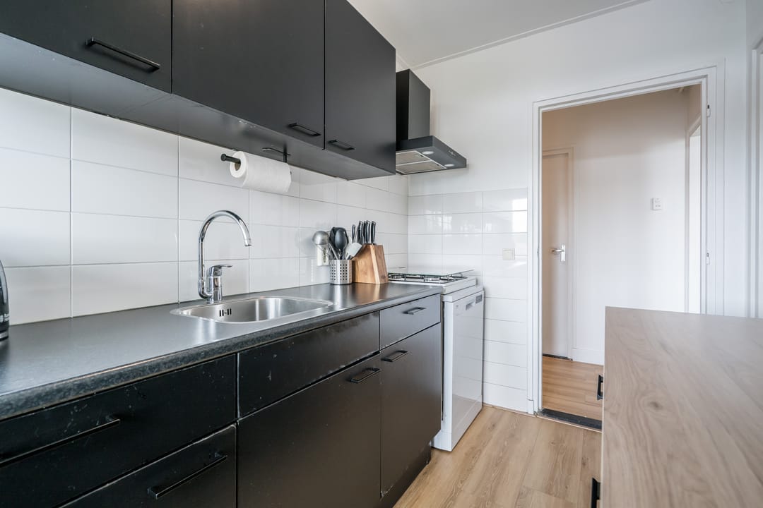 Photo 7 of Limburglaan 18