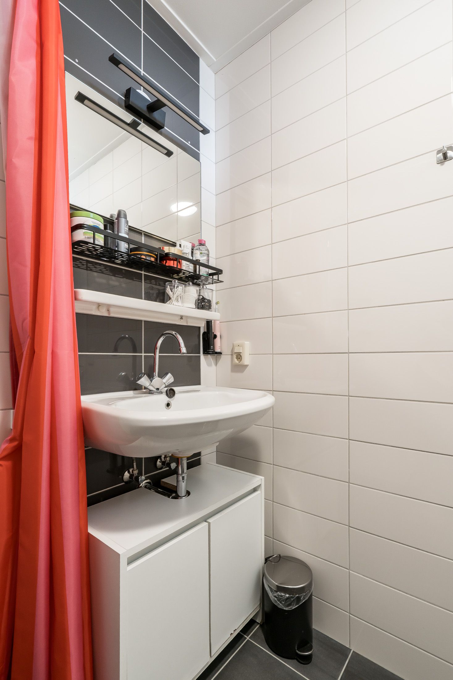 Photo 21 of Limburglaan 18