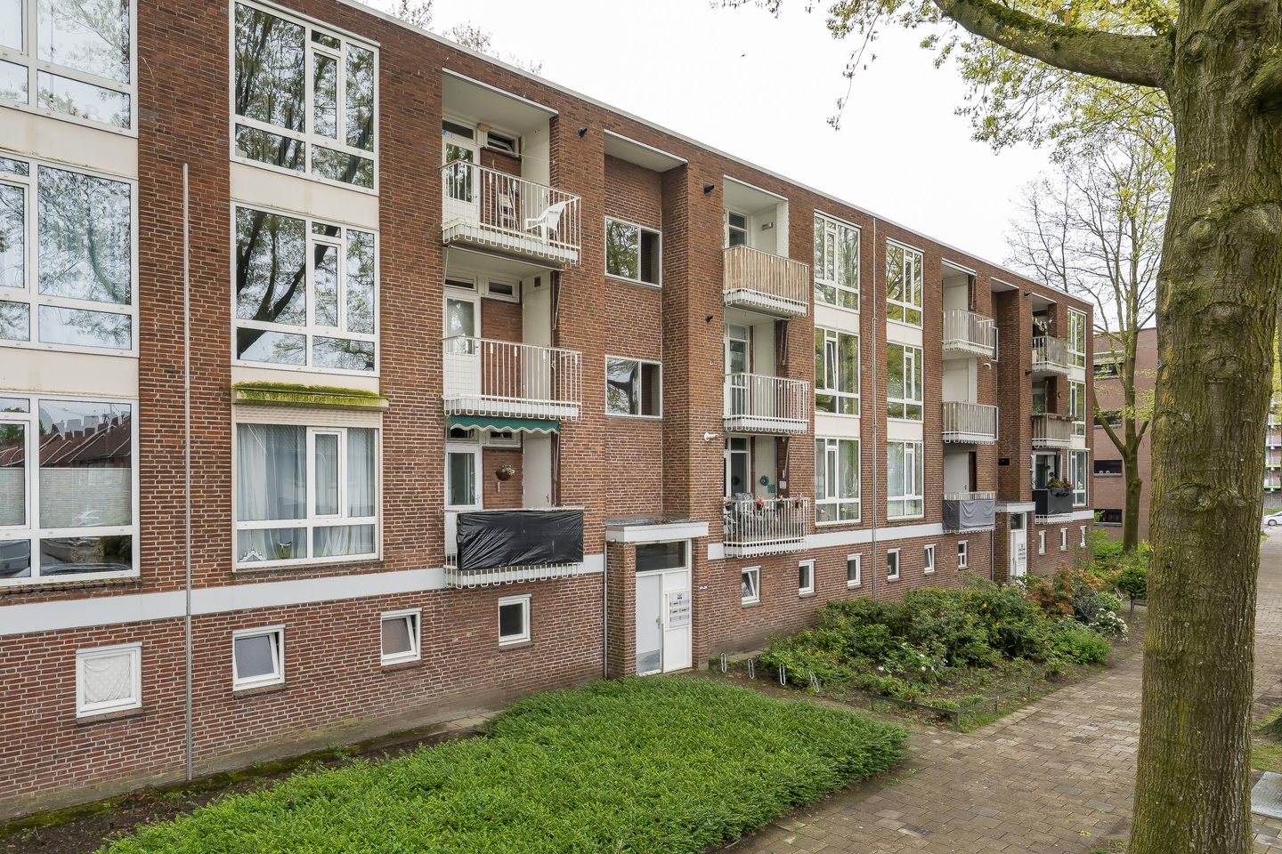 Photo 29 of Limburglaan 18