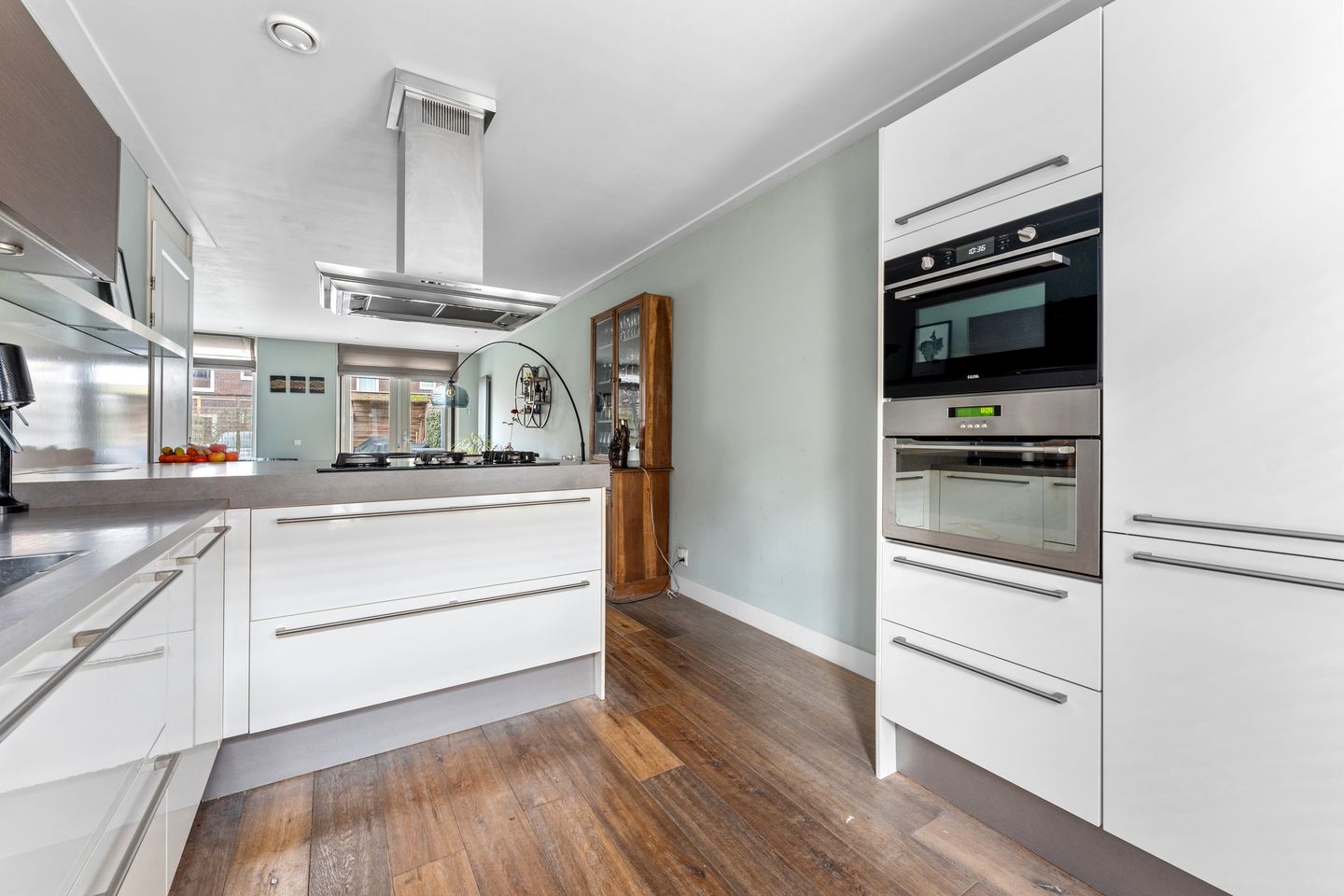 Foto 19 van Brederostraat 32