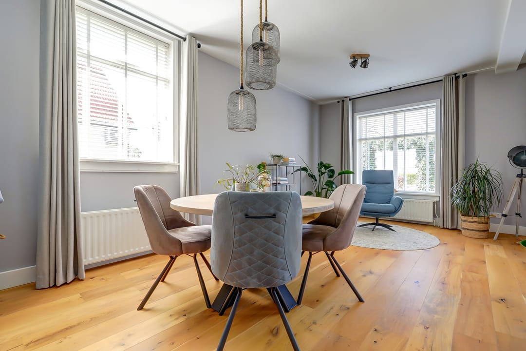 Foto 13 van Angerensestraat 6