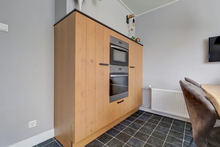 Foto 17 van Angerensestraat 6