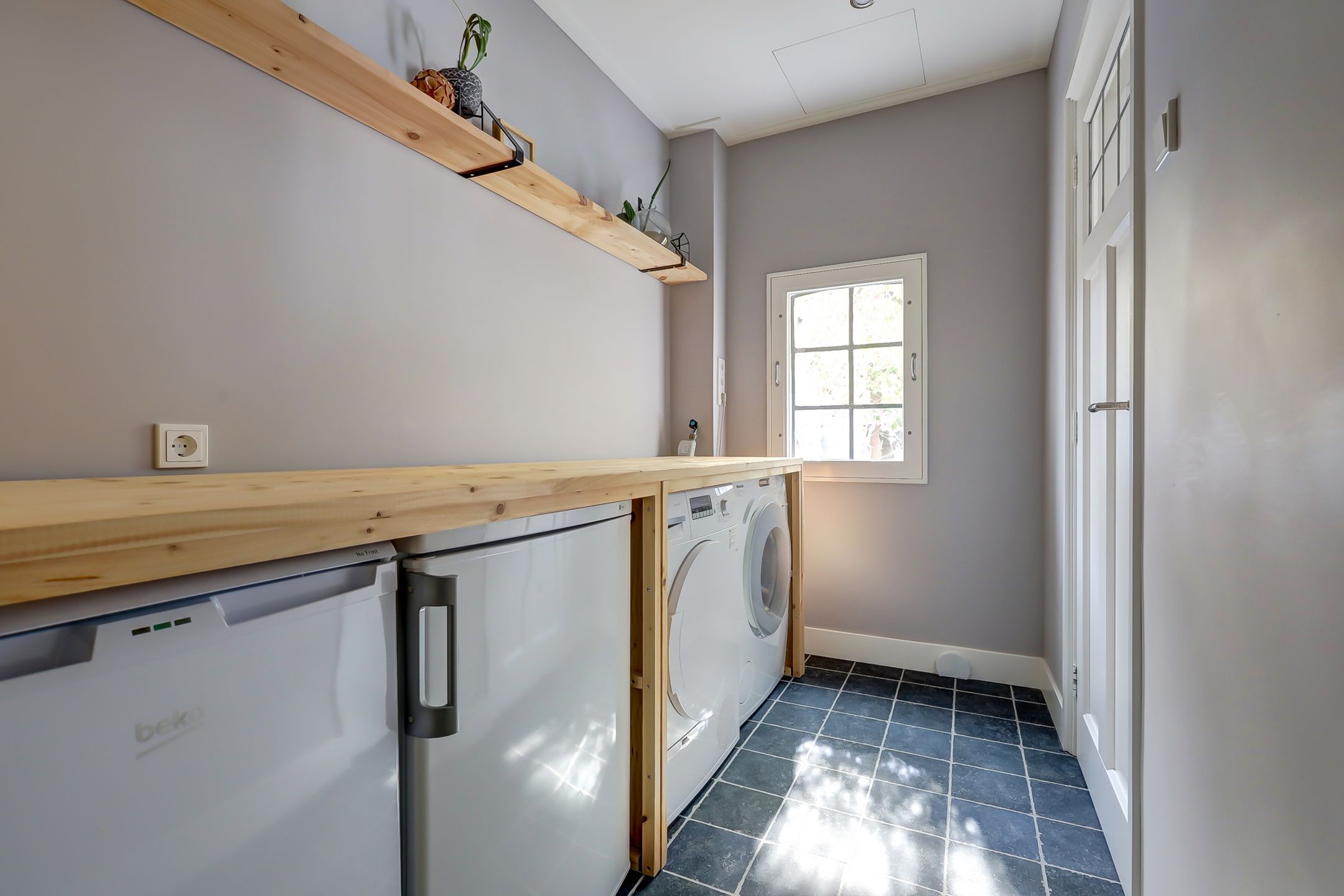 Foto 21 van Angerensestraat 6