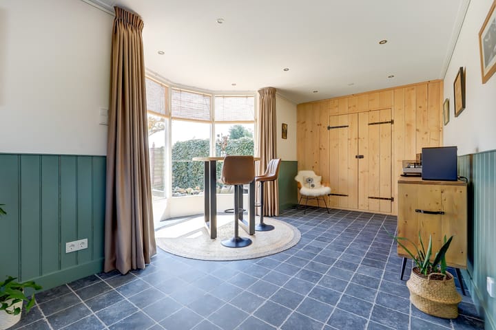 Foto 26 van Angerensestraat 6